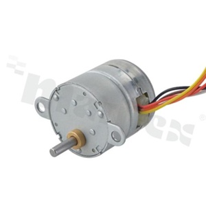 Silnik; krokowy PM; 4 fazy; kąt kroku 7.5 st.; trzymający moment obrotowy 127.4mN.m; 0.25A; 20ohm; 3.5mH; 6 przewodów; fi25x25mm