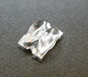 Lens for LED high power; angle: Oval 90 x 140 degrees FWHM; Number of LEDs: 1; Dimensions: 20x16mm; Height: 9mm; meterial: PMMA; Fastening: tape; pin; screw