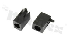 Podstawka pod diodę LED; kątowa; średnica LED 3.0mm; czarna; dodatkowa nóżka pozycjonująca