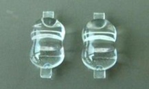 Soczewka do diod LED high power; kąt rozsyłu: owalny 60 x 135 stopni FWHM; ilość diod: 1; rozmiar: 18x9.3mm; wysokość: 7.37mm; rodzaj materiału: PC; sposób mocowania: klej; ramka