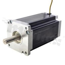 Motor; Hybrid Stepper(open loop); unipolar/bipolar(serial/parallel); step angle 1.8 deg.; holding torque 30Nm; 8A; 1ohm; 17.5mH; 4 leads; 110x110x201mm