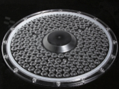 Soczewka do diod LED mid power; kąt rozsyłu: 85 do 95 stopni FWHM; ilość diod: 80; rozmiar: okrąg 300mm; wysokość: 18.1mm; rodzaj materiału: PMMA; silikon; sposób mocowania: śruby