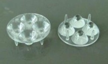 Soczewka do diod LED high power; kąt rozsyłu: 60 stopni FWHM; ilość diod: 4; rozmiar: okrąg 37mm; wysokość: 12.1mm; rodzaj materiału: PMMA; PC; sposób mocowania: klej