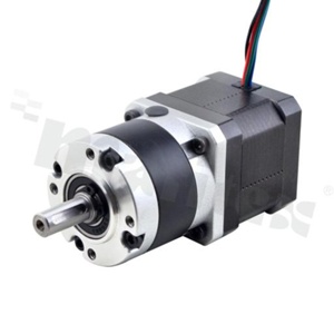 Silnik; krokowy z przekładnią; dwubiegunowy; kąt kroku 1.8 st.; maksymalny dopuszczalny moment obrotowy 9Nm ; 1.58A; 1.65ohm; 3.2mH; 90%; 4 przewody; 42x42x39mm