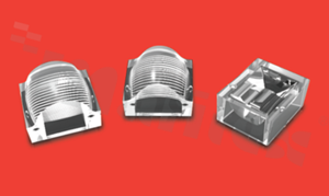 Soczewka do diod LED high power; kąt rozsyłu: owalny 35 x 85 stopni FWHM; ilość diod: 1; rozmiar: 20.5x20.5mm; wysokość: 14.1mm; rodzaj materiału: PMMA; sposób mocowania: kołek