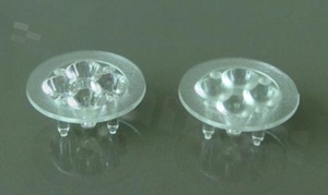 Soczewka do diod LED high power; kąt rozsyłu: 15 stopni FWHM; ilość diod: 4; rozmiar: okrąg 35mm; wysokość: 13.5mm; rodzaj materiału: PMMA; PC; sposób mocowania: klej