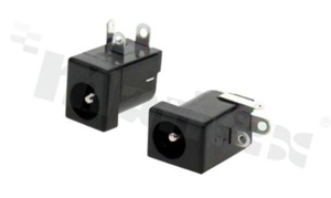 Gniazdo zasilające do PCB; męskie; kątowe; średnica kołka 2.0mm; średnica otworu 6.3mm; montaż: THT; proste nóżki