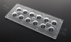 Lens for LED high power; angle: 90 degrees ; Number of LEDs: 12; Dimensions: 173x71.4mm; Height: 11.79mm; material: PC; Fastening: screw