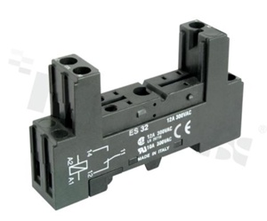 Socket for relay RM96-SPDT; 5 PIN; 12A; mounting: DIN; 12A/300VAC