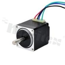 Motor; Hybrid Stepper(open loop); bipolar; step angle 1.8 deg.; holding torque 0.07Nm; 0.67A; 5.6ohm; 4mH; 4 leads; 28.2x28.2x31.5mm