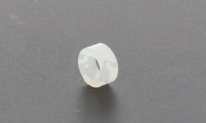 Tulejka dystansowa; plastikowa; okrągła; przelotowa bez gwintu; średnica zewnętrzna 5.0mm; średnica wewnętrzna 3.2mm; wysokość 2.0mm