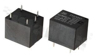 Przekaźnik elektromagnetyczny; prąd znamionowy 15A; napięcie cewki 9VDC; pojedynczy styk przełączny (1C); 10A/120VAC; 7A/240VAC