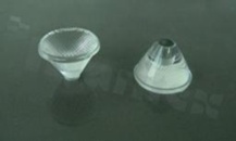 Soczewka do diod LED high power; kąt rozsyłu: 25 stopni FWHM; ilość diod: 1; rozmiar: okrąg 19.4mm; wysokość: 13.5mm; rodzaj materiału: PMMA; PC; sposób mocowania: klej